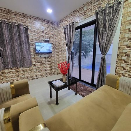 The Perfect Stays Para Disco Big Pool Cricket Turf Villa 로나발라 외부 사진