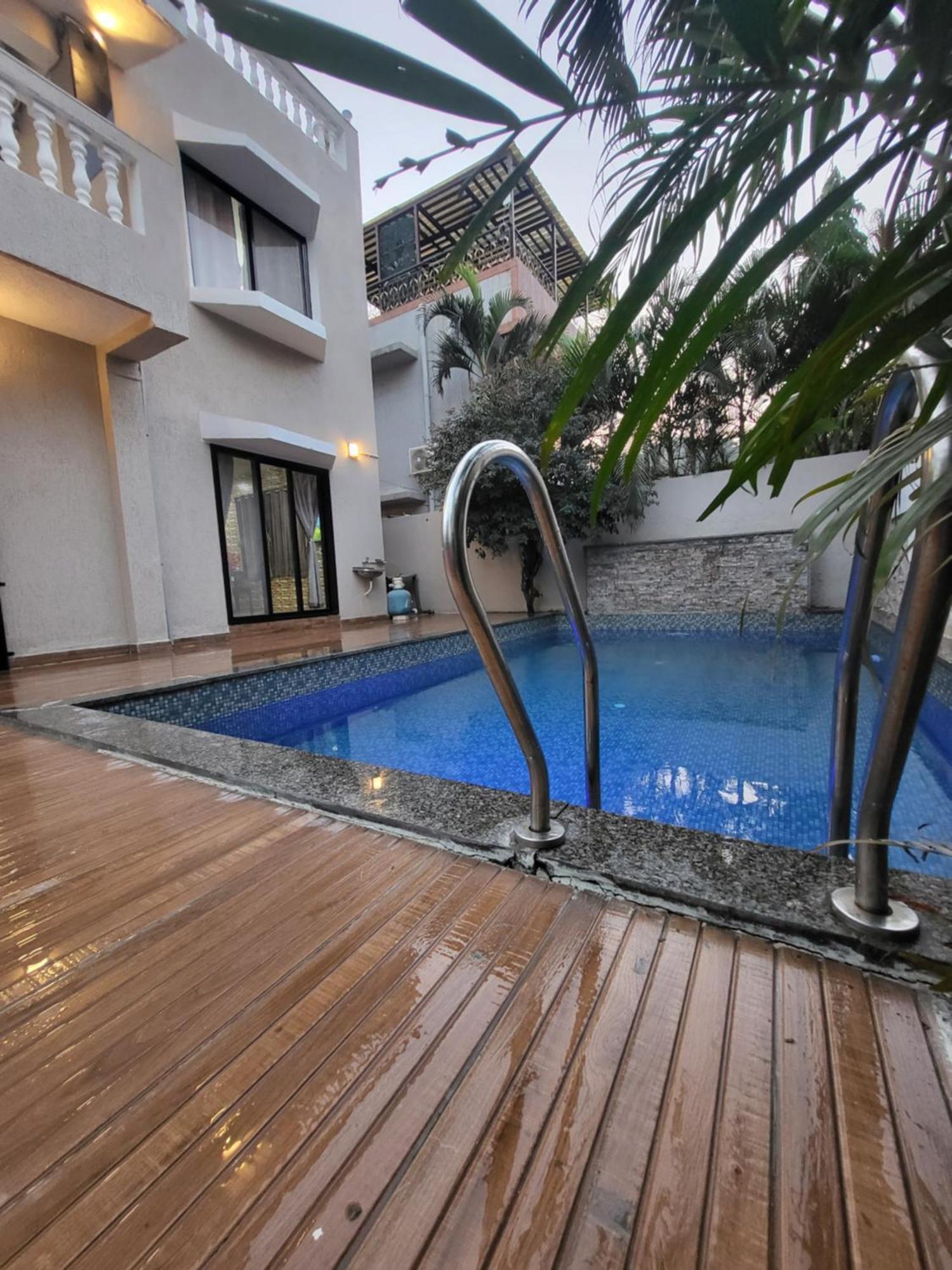 The Perfect Stays Para Disco Big Pool Cricket Turf Villa 로나발라 외부 사진