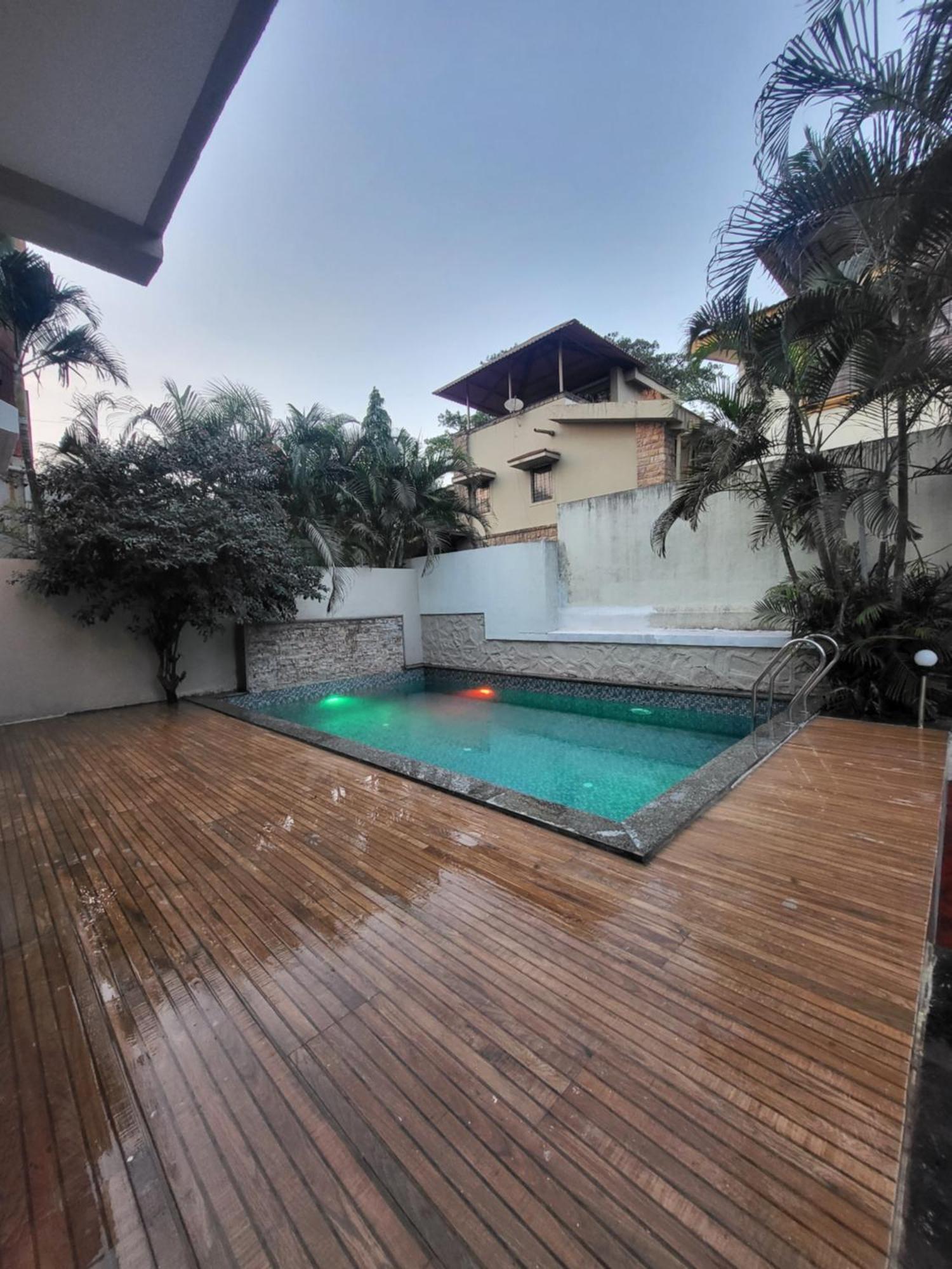 The Perfect Stays Para Disco Big Pool Cricket Turf Villa 로나발라 외부 사진