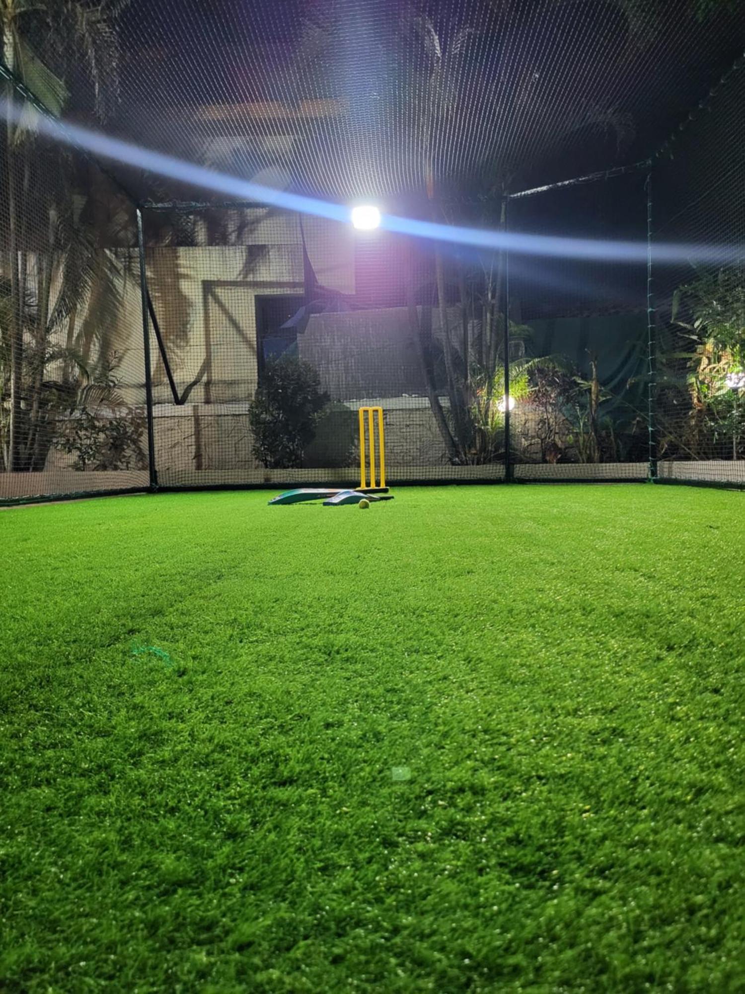 The Perfect Stays Para Disco Big Pool Cricket Turf Villa 로나발라 외부 사진