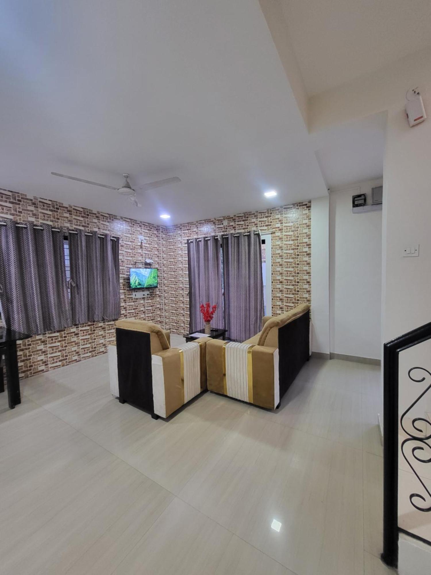 The Perfect Stays Para Disco Big Pool Cricket Turf Villa 로나발라 외부 사진